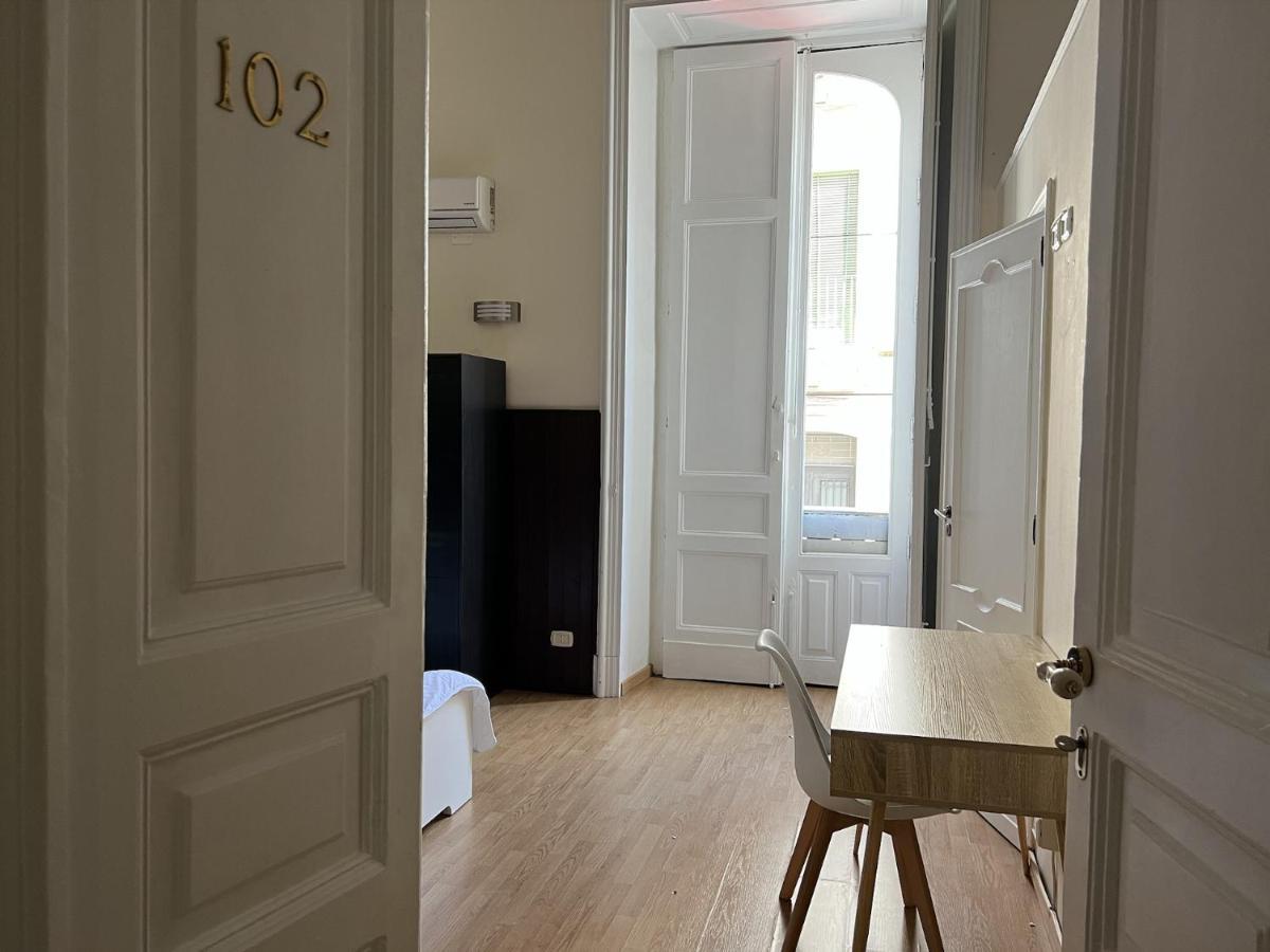 카타니아 Il Giardino E Gli Affreschi B&B 외부 사진
